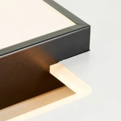 BRILLIANT Plafonnier Hutson -BRILLIANT Magasin 1000373685 230203 060 DETAILS P000000001000373685